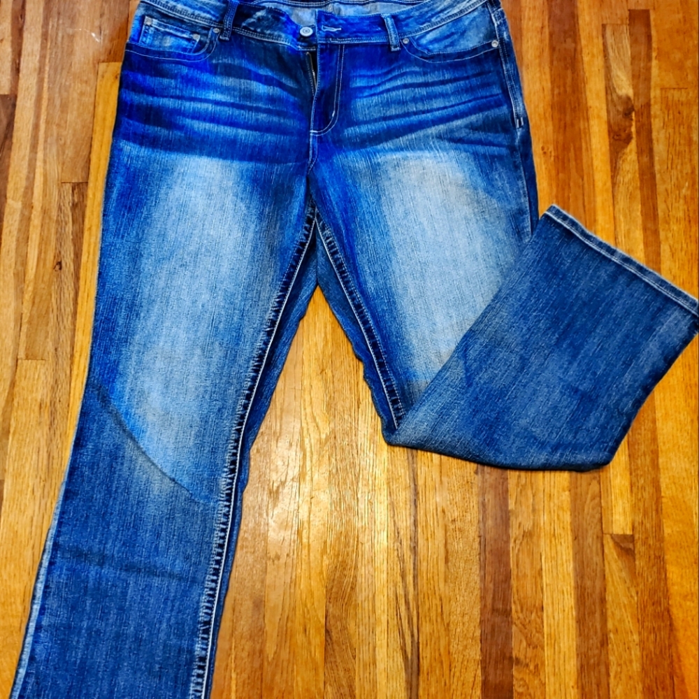 Maurices Bootcut 18W Jeans
